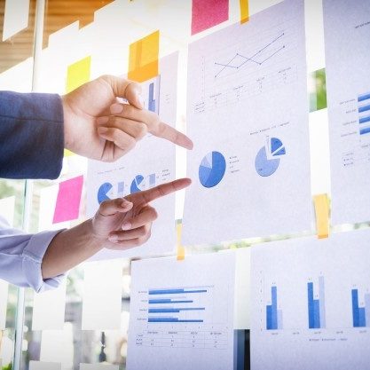 businessman-making-presentation-with-his-colleagues-business-strategy-digital-layer-effect-office-as-concept_1423-123